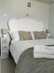 Winslow Cottage, Stylish Cosy Cottage with Spectacular Sea Views - 4 stjerner