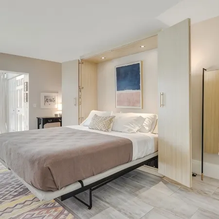 Couples Hideaway | Close to Everything | Short Walk to Beach