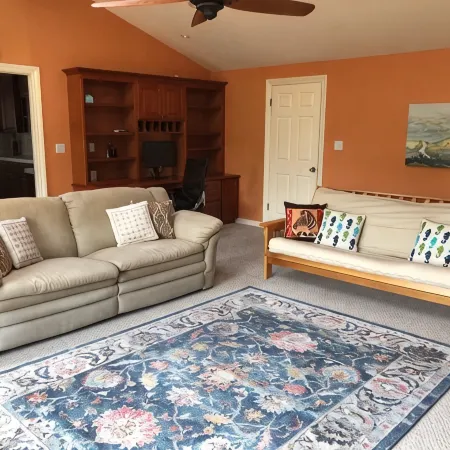 Charming Cupertino Retreat: Spacious Home near Apple HQ, Dining and Shopping!