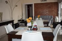 Dei Gratia Guesthouse - Afhentnings-/afleveringstjenester