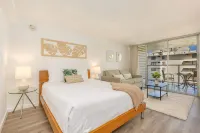 @marbella Lane - Stylish Island Stay w/ City Views - 2-Sterne