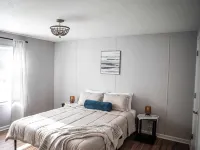 Moccasin Creek Cottage - Hocking Hills State Parks- Cozy back yard Hotels in Pickaway County