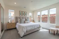 Red Rock Haven - NEW Private Pool, putting green, & more. Perfect family retreat - Gym