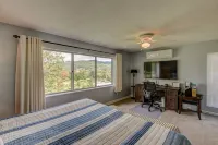 4BR/4Bath Townhome w/AC, Walk to Ski, Golf, Tennis, Hiking and More! - 3 星級