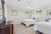 Beautiful False River Home on water w/ Dock - 4-Star