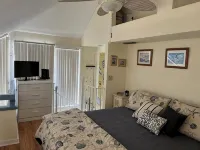 Gorgeous getaway tucked in Eco Village of Sawgrass Landing in Crystal River, Fl. - 4-Sterne