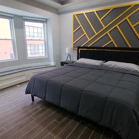 Lux Stay near Patterson Park, John Hopkins, & Stadiums! Family & Pet-Friendly.