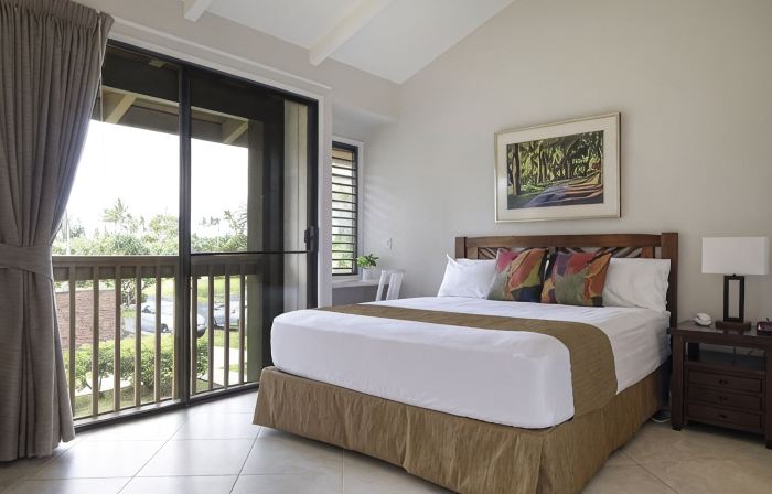 Modern, Designer Owned 2BD+2BA w/ Loft @ Turtle Bay, AC in every room
