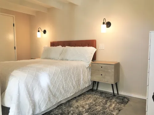 Cozy Studio & Loft with Full Amenities & Close to Several Hot Spots! - Condos