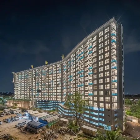 Luxury condo Astra Sky River, premium room