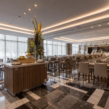 Hotel Giralda Center