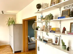Wunderschöne Altbauwohnung Mit Balkon - 102 qm