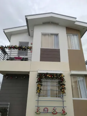 Avida 3-Bedroom Vacation House with Pool - Bergblick