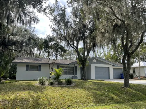 Dreamy VeroBeach House Perfect for Family Getaway - 4-Sterne