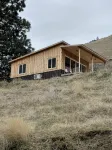 Hilltop riverview bunkhouse - Chalets