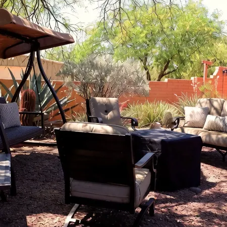 Desert Escape with Pool, Hot Tub & Mountain Views