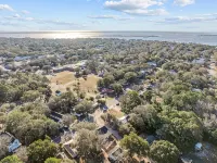 Southport Salty Patriot-Walk to DT/Pets/Fully fenced with firepit! - Boutique