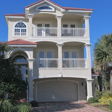 4 King Beds and En Suite Bathrooms - Ocean & Lake View, Elevator, 2 Heated Pools