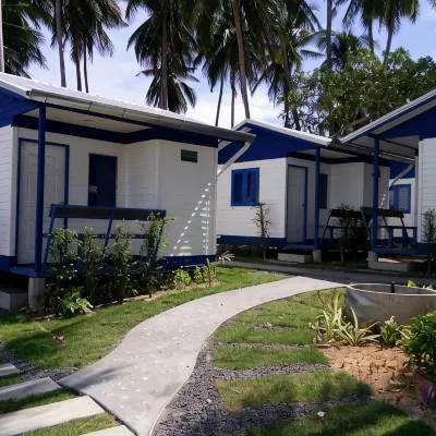 I-Talay Beach Bar & Cottage Taling Ngam Hotels near Raja Ferry Port