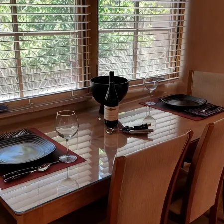 So Close! Perfect Southwest Casita 3 Blocks Plaza, 2 to O'Keeffe - Casita Ristra