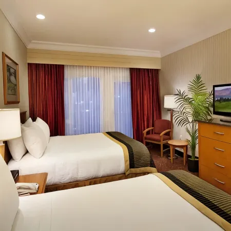 Best Western Plus Kelowna Hotel & Suites