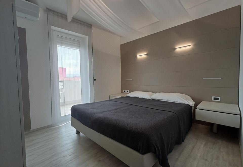 Hotel Residence Sanremo - Housity