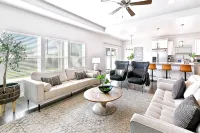 New Exquisite Vacation Nest — Spotless, Spacious, Great Central Boise Area - 4-Star