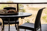 Rockwood Karkloof Forest Lodge & Mountain Cabin - Homestays