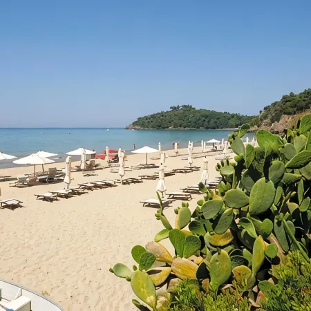 Aeneas' Landing Resort