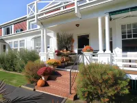 Terrace by the Sea Hotels near Ogunquit Memorial Library