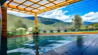The Postcard Dewa, Thimphu, Bhutan - Pools