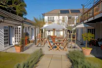 Constantia White Lodge Guest House - Morgenmad