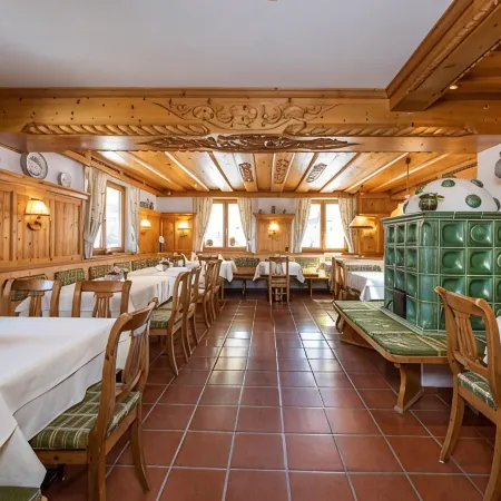 Gasthof Kleefeld Hotels in Strobl