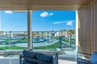 Encantame Soleil R203 | Studio lock off Sleeps 4 - Apartments