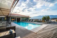 Le Mariana - Pools