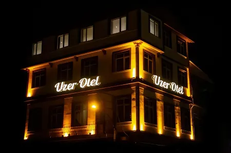 Uzer Otel