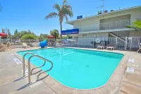 Tulare, CA Hotels in Tulare