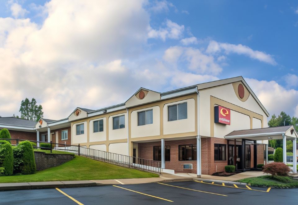 Economy Inn - Housity