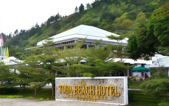 Toba Beach Hotel