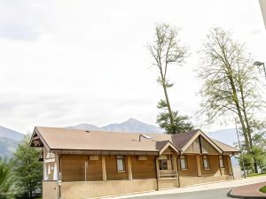 Big Family Chalet with Jacuzzi