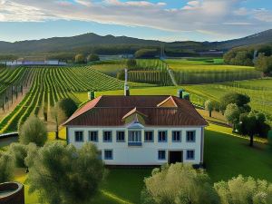 Terra Rosa Country House & Vineyards