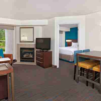 Residence Inn Hanover Lebanon Rooms