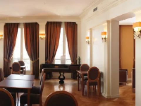 New Hotel le Quai - Vieux Port Hotels in Marseille