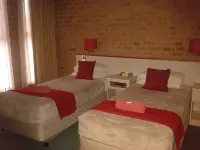 Elsinor Motor Lodge Hotels in Albion Park Rail