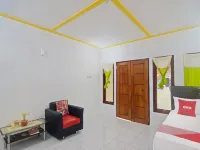 Hotel O Pulisan Ekowisata Homestay Near Wisata Pantai Desa Pulisan (Pulisan Beach Tour) فنادق في East Likupang