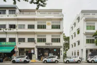Futura Boutique Hostel