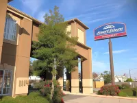 Howard Johnson by Wyndham Grand Prairie Near Lone Star Park Hotels in Grand Prairie