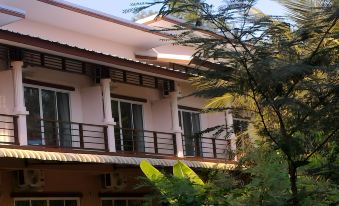 Aple Homestay