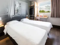 โรงแรม B&B แรนน์ส์ ซูด ช็อนเตปี โรงแรมในแรนส์