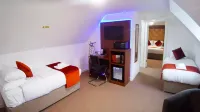 Trivelles Gatwick Hotel & Airport Parking Hotels in Colgate